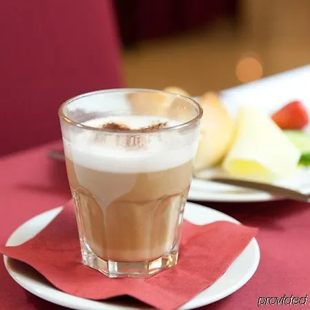 艾斯普兰纳德酒店 3* 科隆