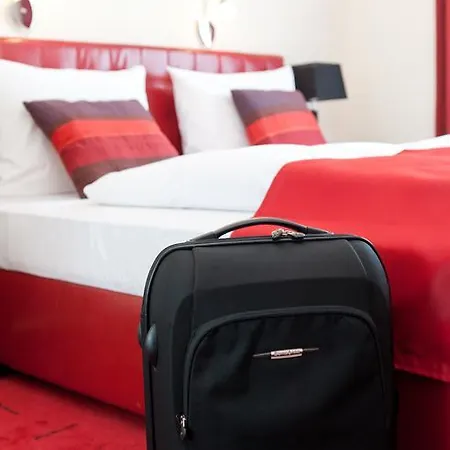 Esplanade Hotell 3*