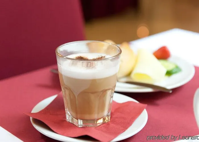 Esplanade 3* Кёльн