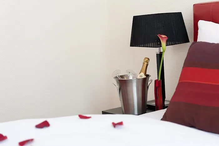 Esplanade 3*
