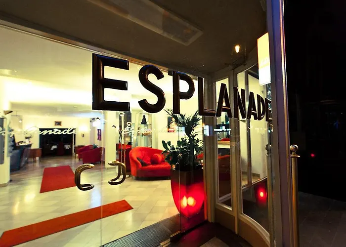 Отель Esplanade